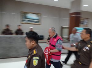 Terpidana Korupsi Kredit Macet Rp39,5 Miliar, Mujianto Digiring Tim Kejati Sumut ke Sel