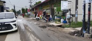 Galian Bekas PDAM Tirtanadi di Jalan Setia Budi Medan Buat Warga Celaka