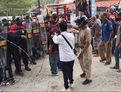 Satpam PT BSP dan Massa Koptan HKTI Bentrok, 5 Warga Luka-luka 2 Kaca Mobil Pecah